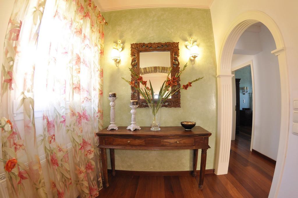 Villa Romantica Perama  Room photo
