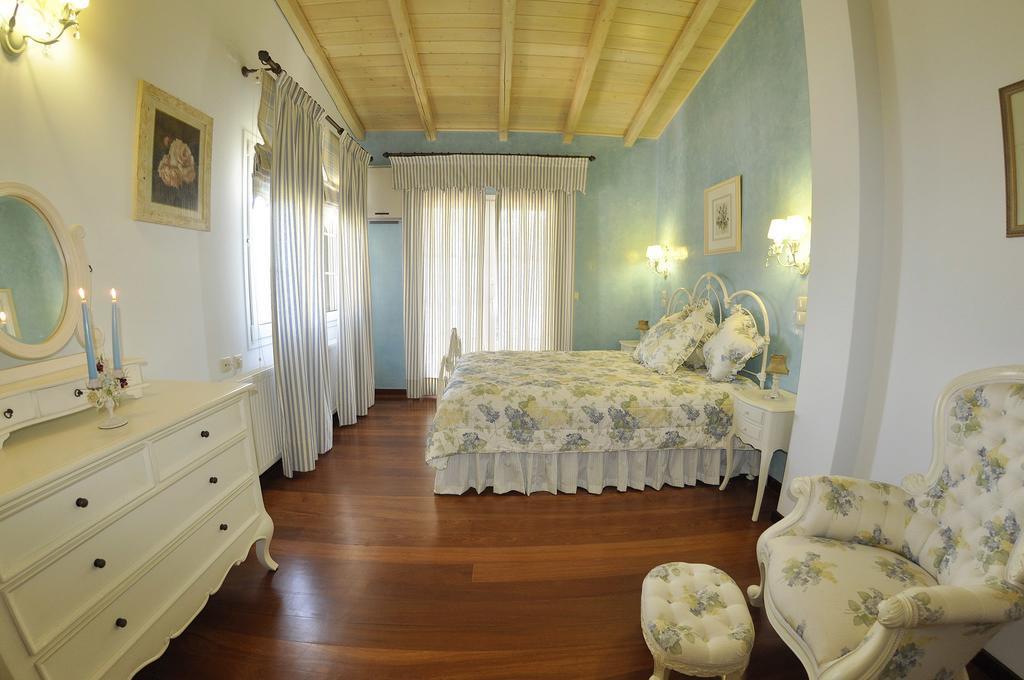 Villa Romantica Perama  Room photo