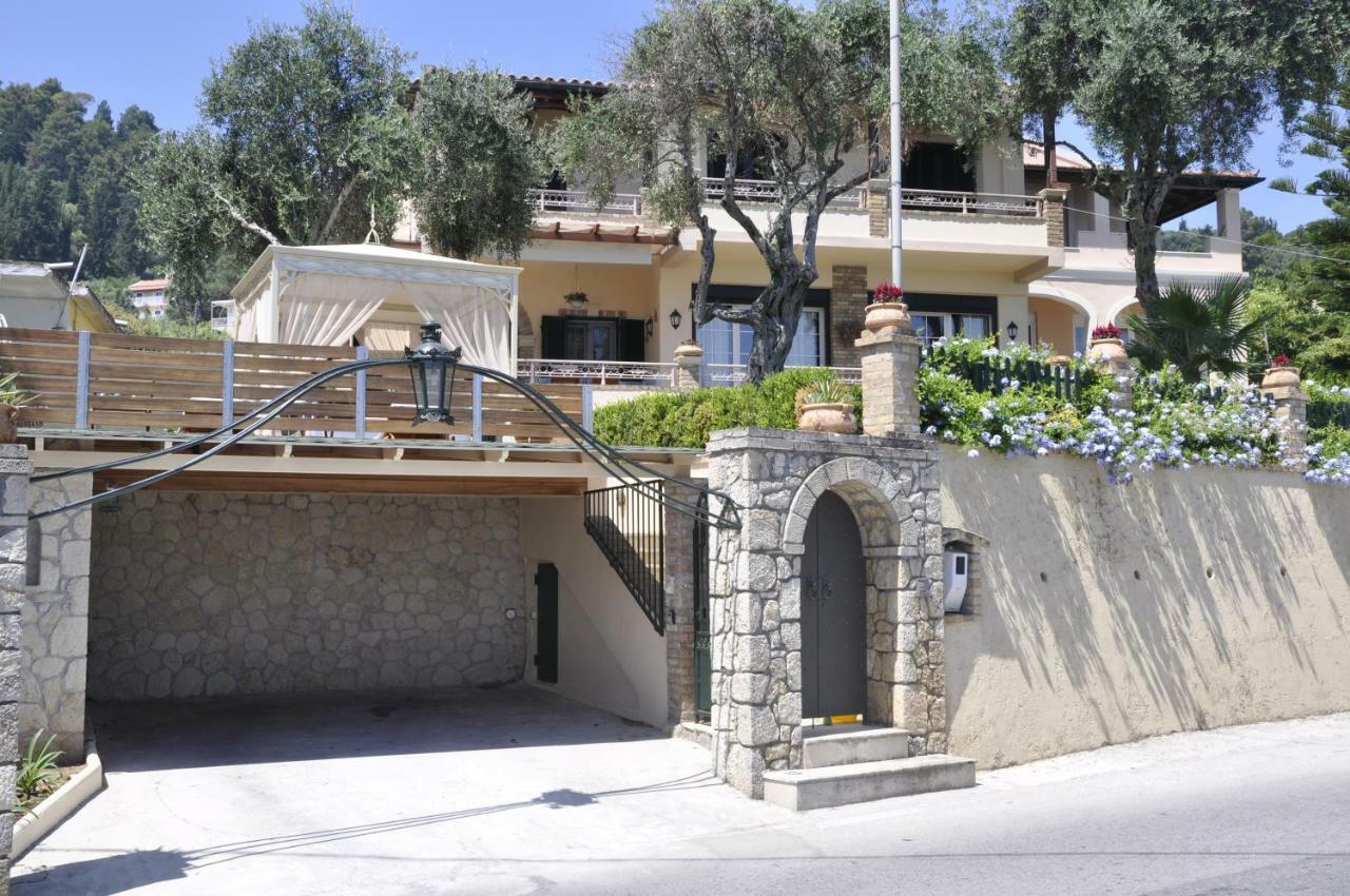 Villa Romantica Perama  Exterior photo